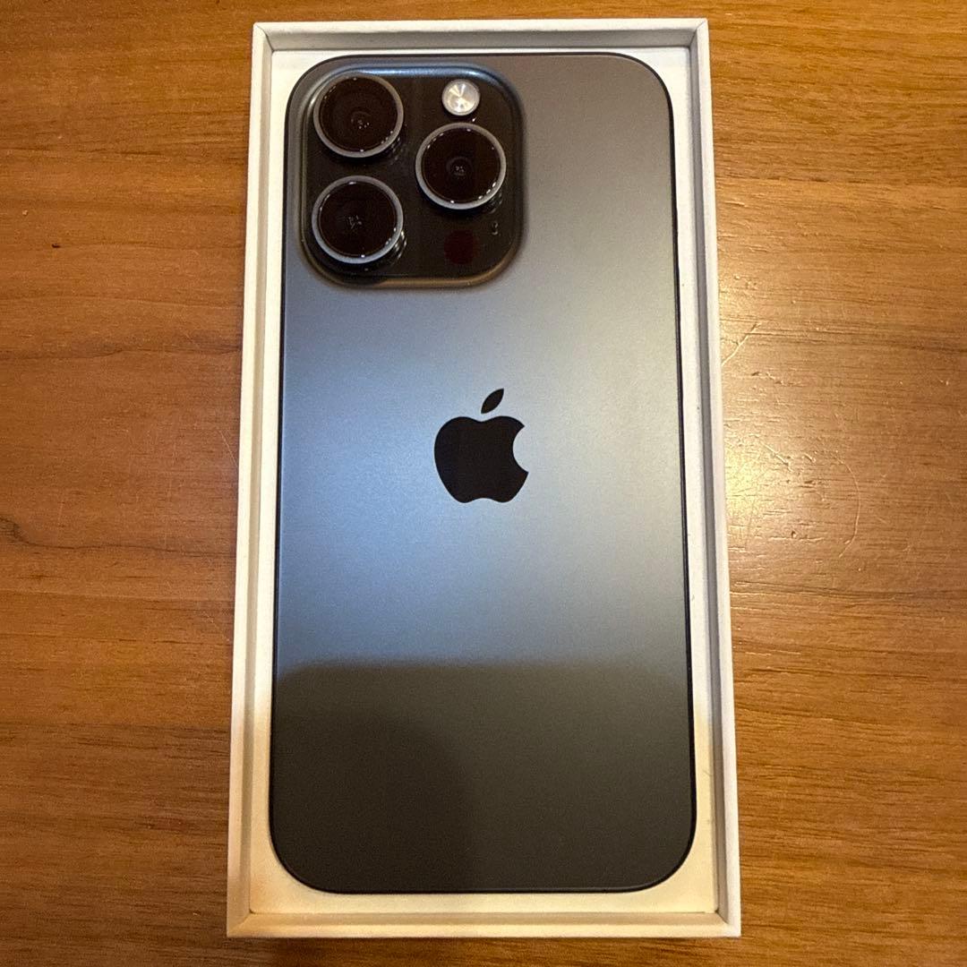 【美品】iPhone15Pro