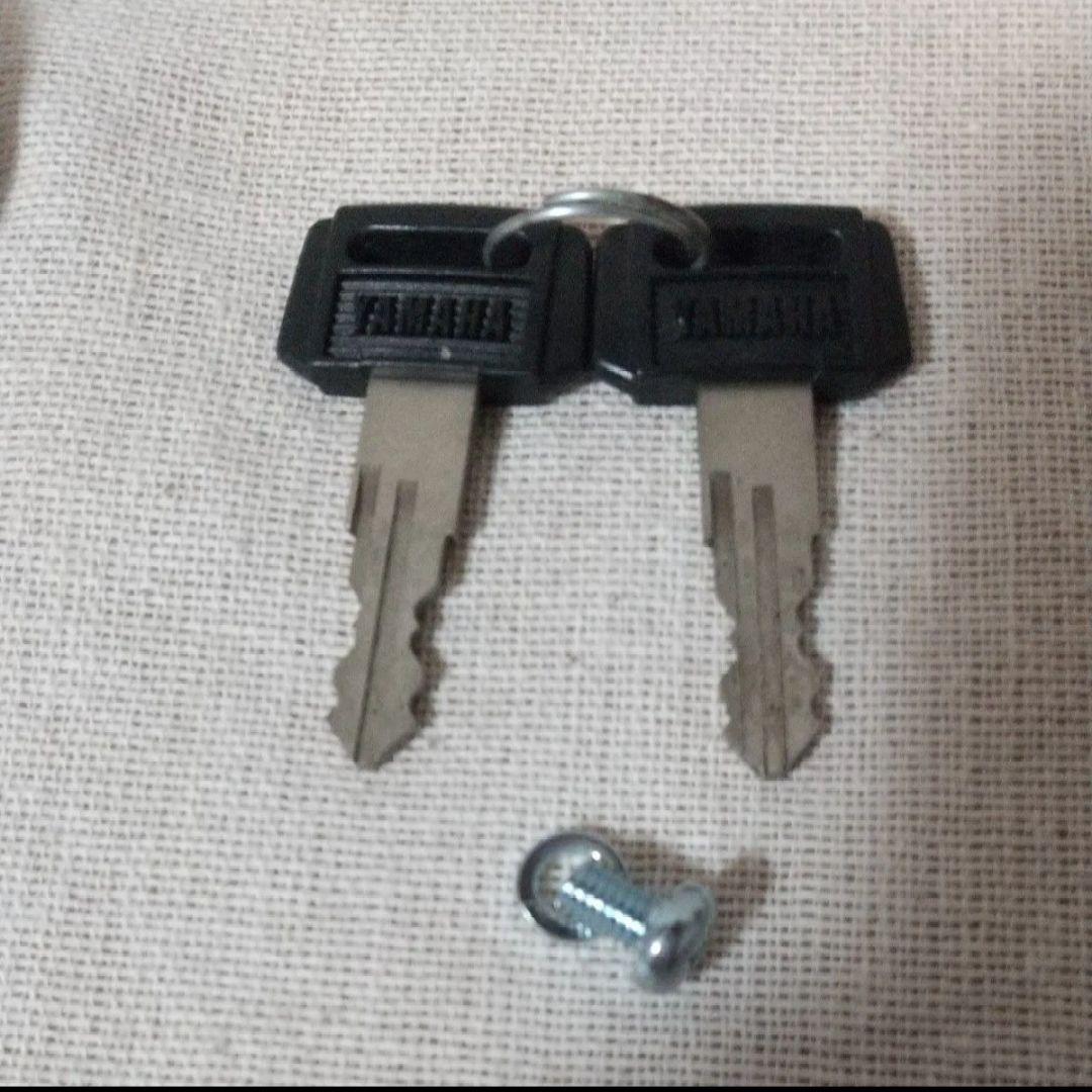 美品　ヤマハ　SR400 初期型　純正　タンクキャップ　ナロータンク