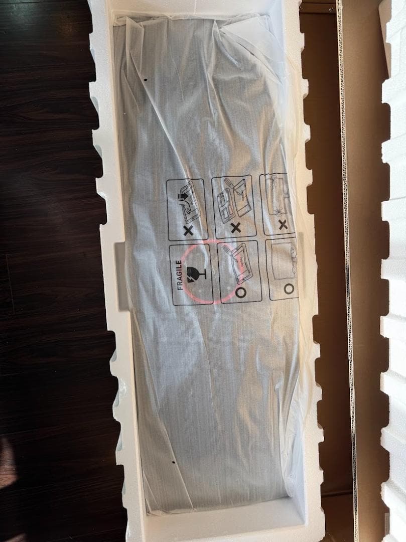 新品同様 保証有 INNOCN 49インチ サーフェス モニター 49C1G