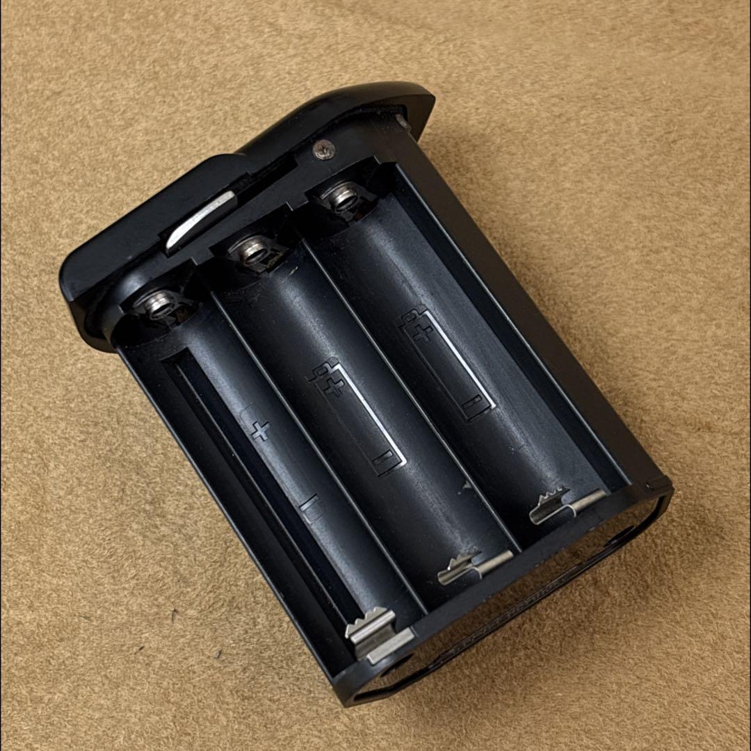 K*y様 ペンタックス　Pentax 645N バッテリーホルダー