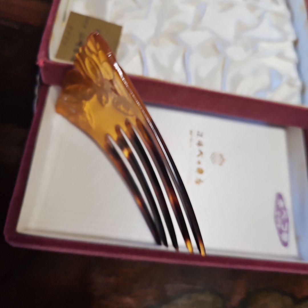 本べっ甲かんざし。