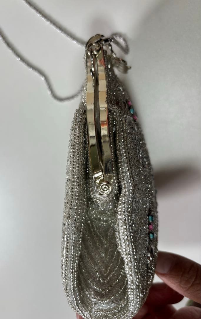 LUMY はしもと　高級シルバー ビーズ装飾 パーティーバッグ皇室御用達　未使用