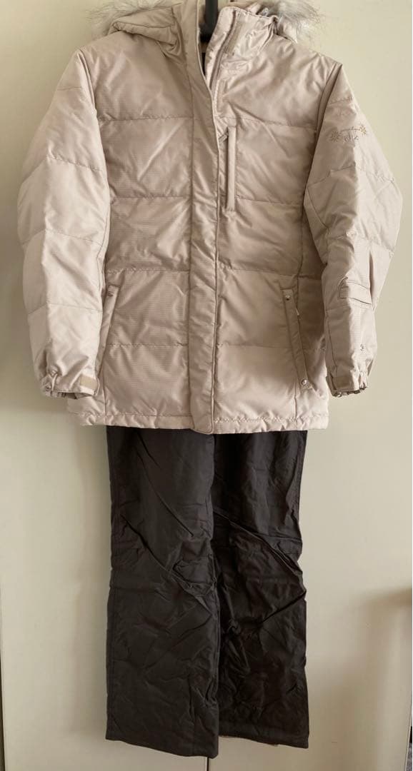 FILAフィラ/ダウンスキーウェア/ベージュ/Lサイズ