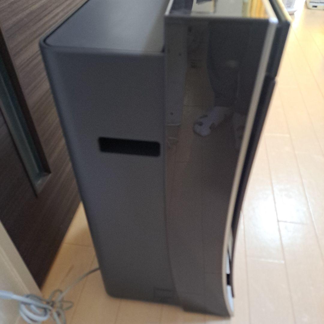 最安!Panasonic F-VXS90 空気清浄機 ブラック　2019年