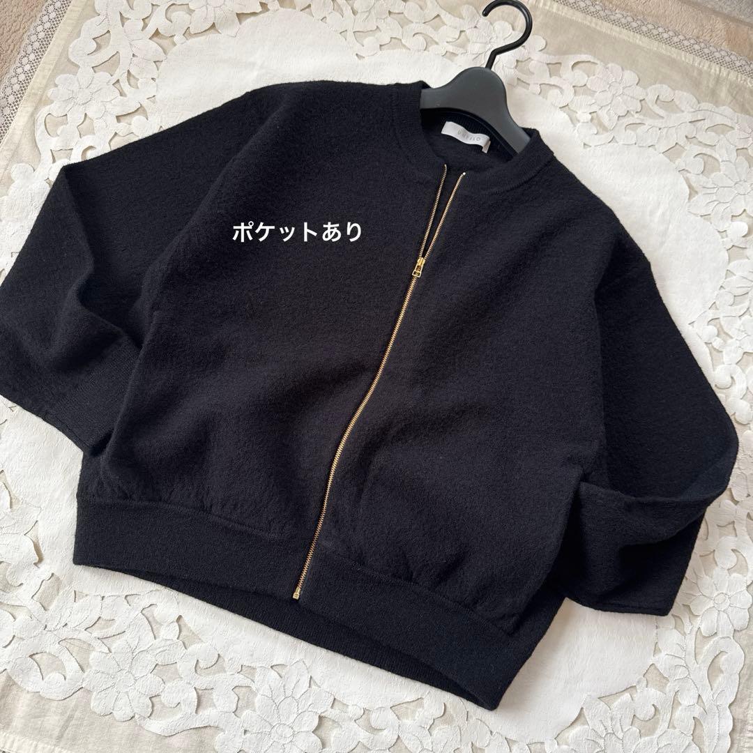 未使用　アンフィーロ　ウールミルドZIPニットブルゾン