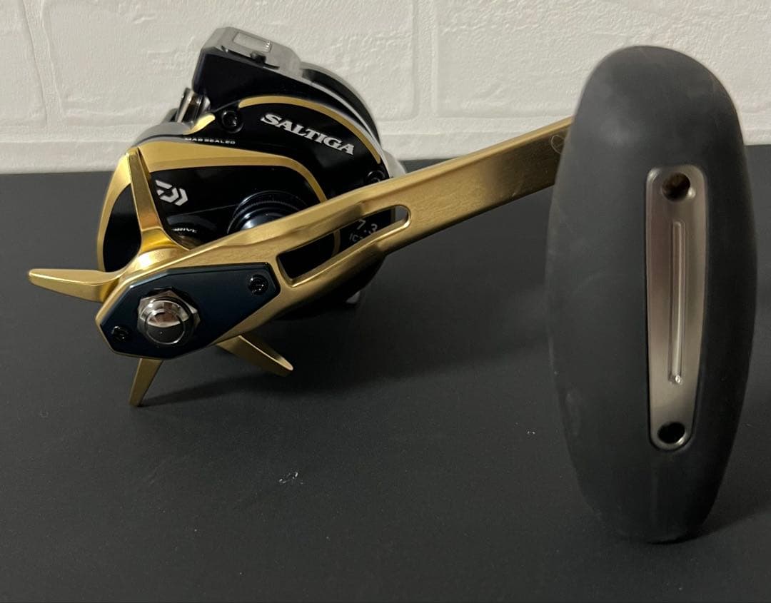 ダイワ ソルティガ IC300HL-SJ 7.3:1 左巻き　美品