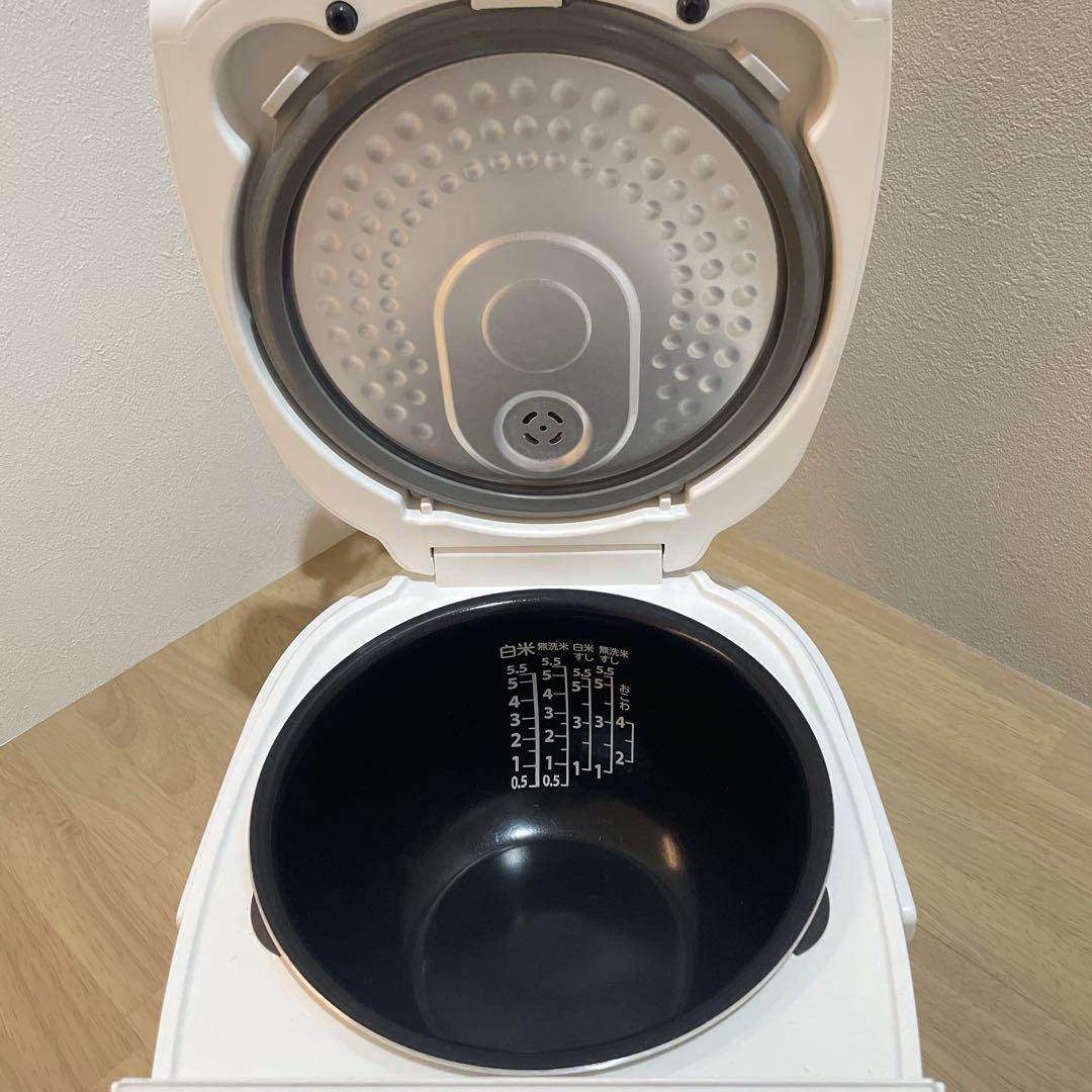 美品　TOSHIBA RC-10HR 2024年製 IH炊飯器 5.5合炊き