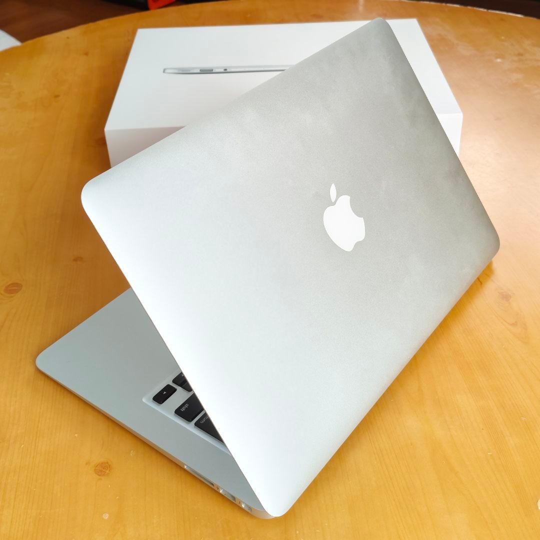 【美品】Macbook Air 13インチ i5 8G バッテリー◯