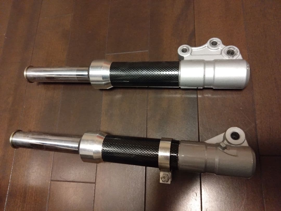 未使用品　グランドアクシス100 ローダウン　フロントフォーク