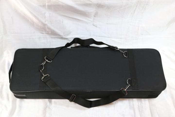 良質な沖縄三線用セミハードケース　持ち運び便利な上等ケース　新品未使用　送料無料