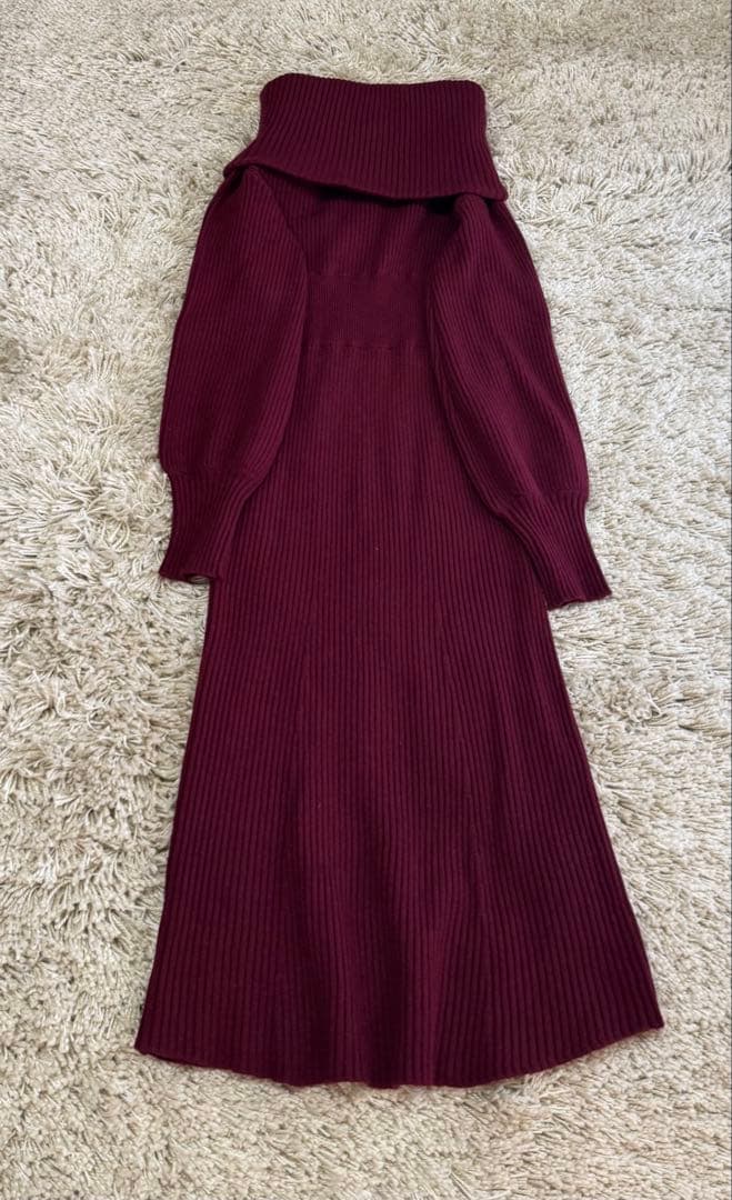 anuans オフショルナローニットワンピース ボルドー