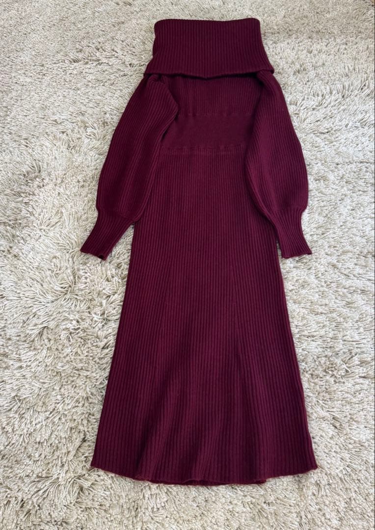 anuans オフショルナローニットワンピース ボルドー