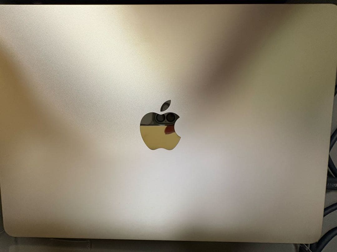 mi※【美品】MacBook Air m2 本体 スターライト 13インチ