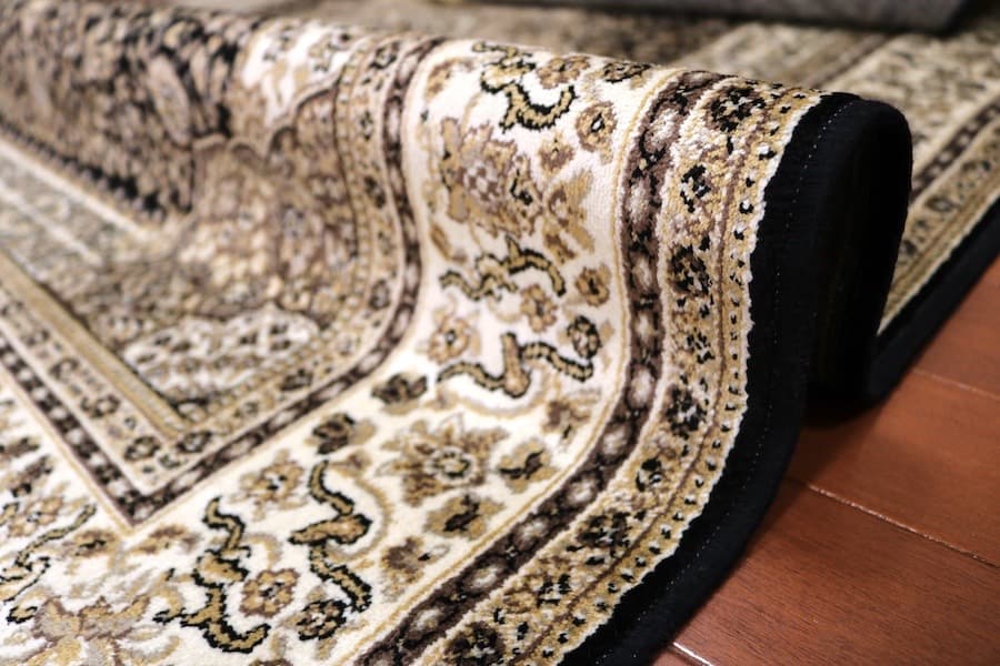 本日のセール！ペルシャ柄絨毯 120×160 新品未使用 カーペット 訳あり