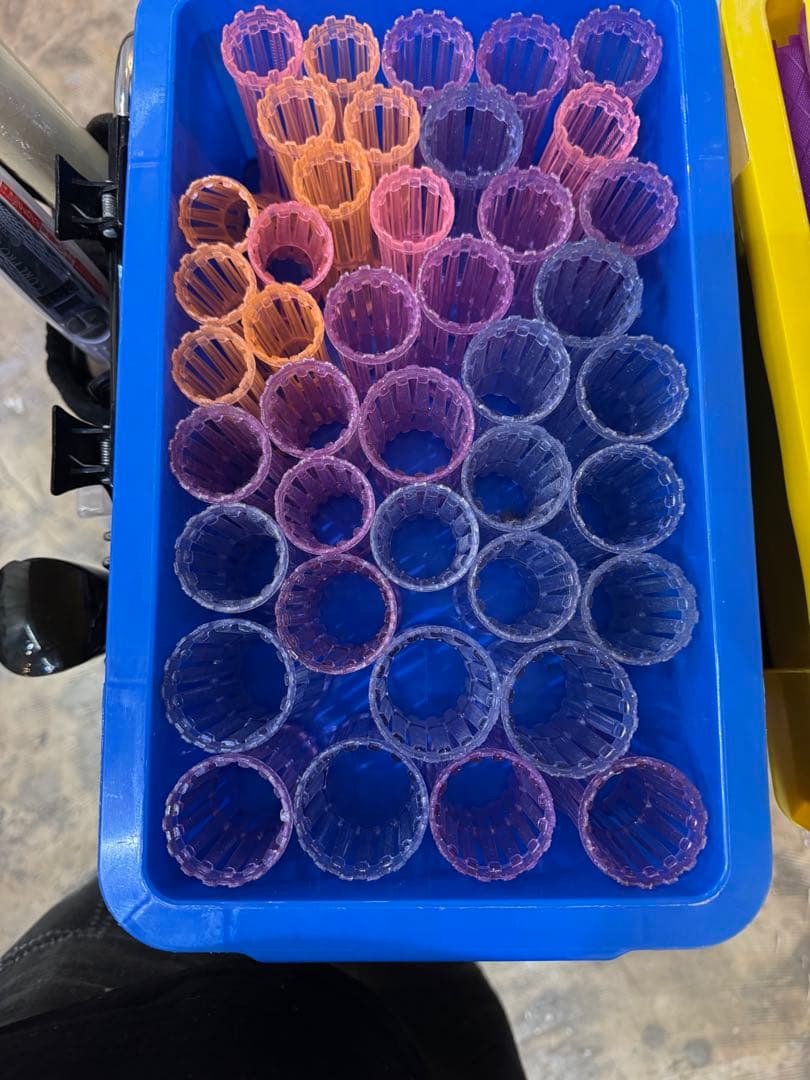 パーマ用ロッド・円錐・ロング・ビッグロッド各種 100本近くあり