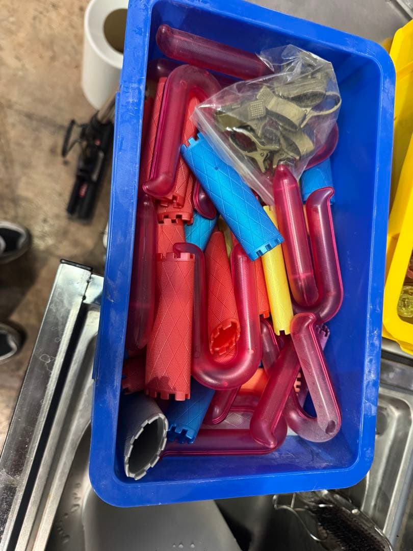 パーマ用ロッド・円錐・ロング・ビッグロッド各種 100本近くあり