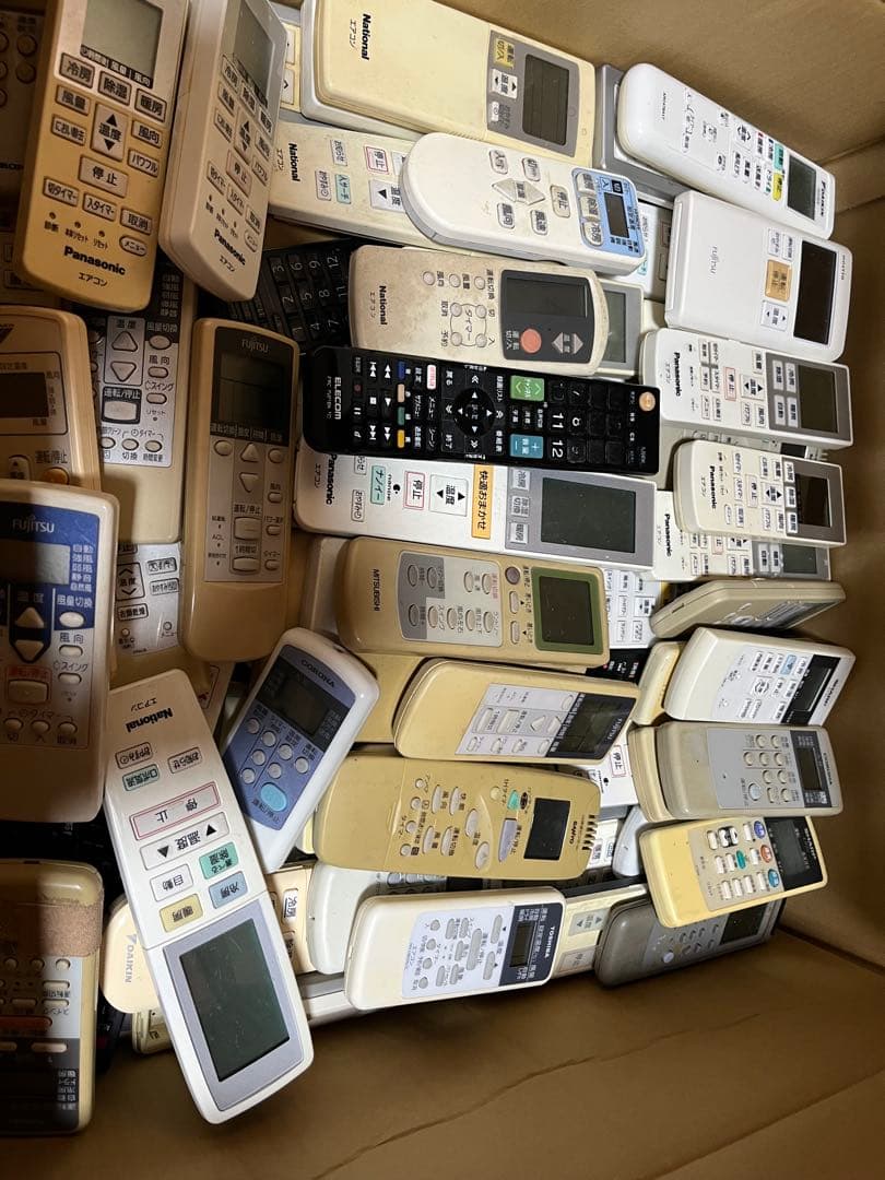リモコンまとめ売り　約200個