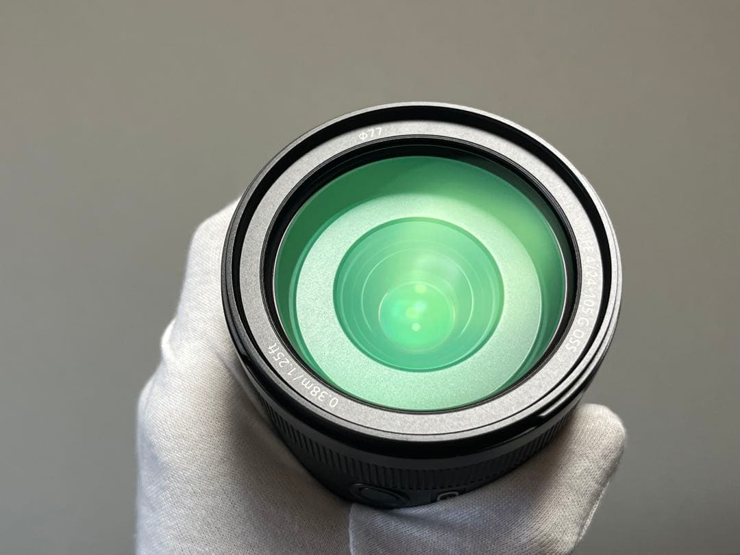 【アキ】SONY SEL24105G 箱、レンズフード、キャップ付き