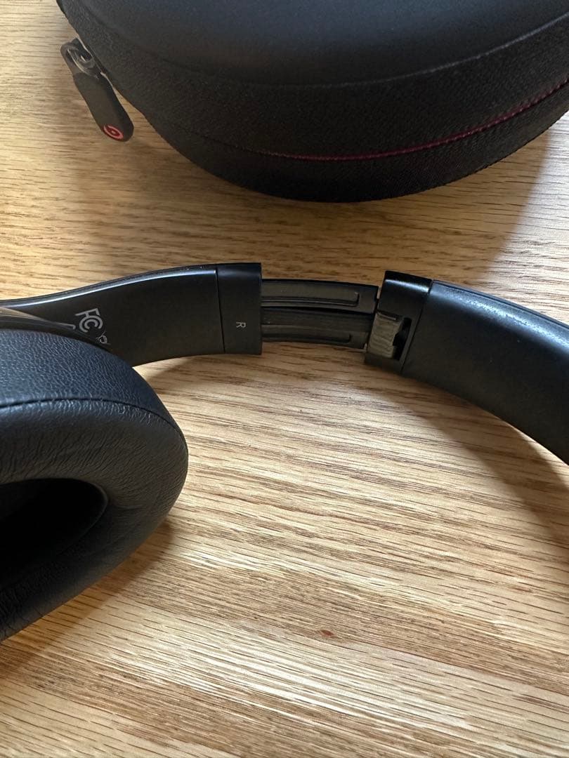 ヘッドホン Beats Studiio wireless