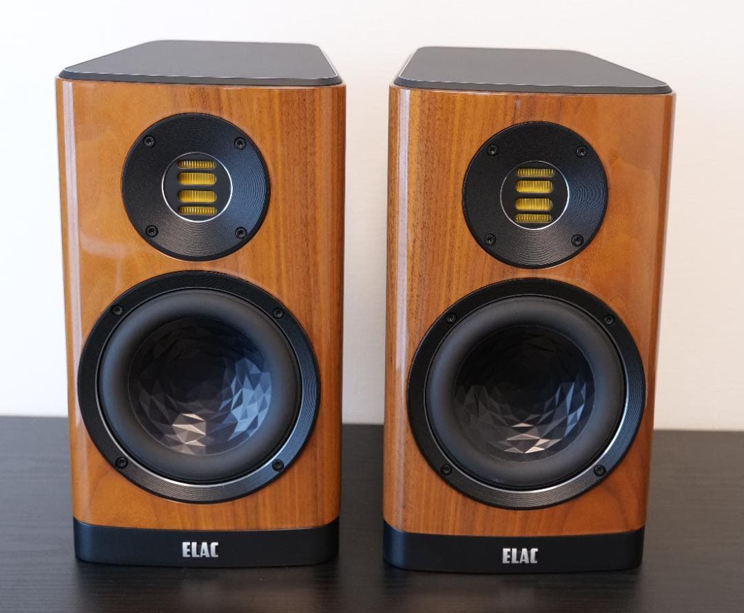 スピーカー・ウーファー Elac Vela 403 BS403 walnut