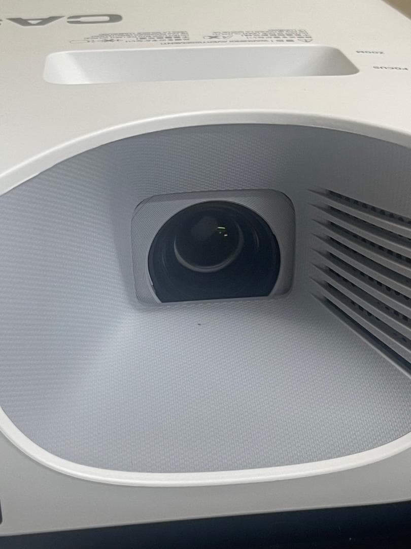 CASIO xj-v100w プロジェクター 本体 1081時間