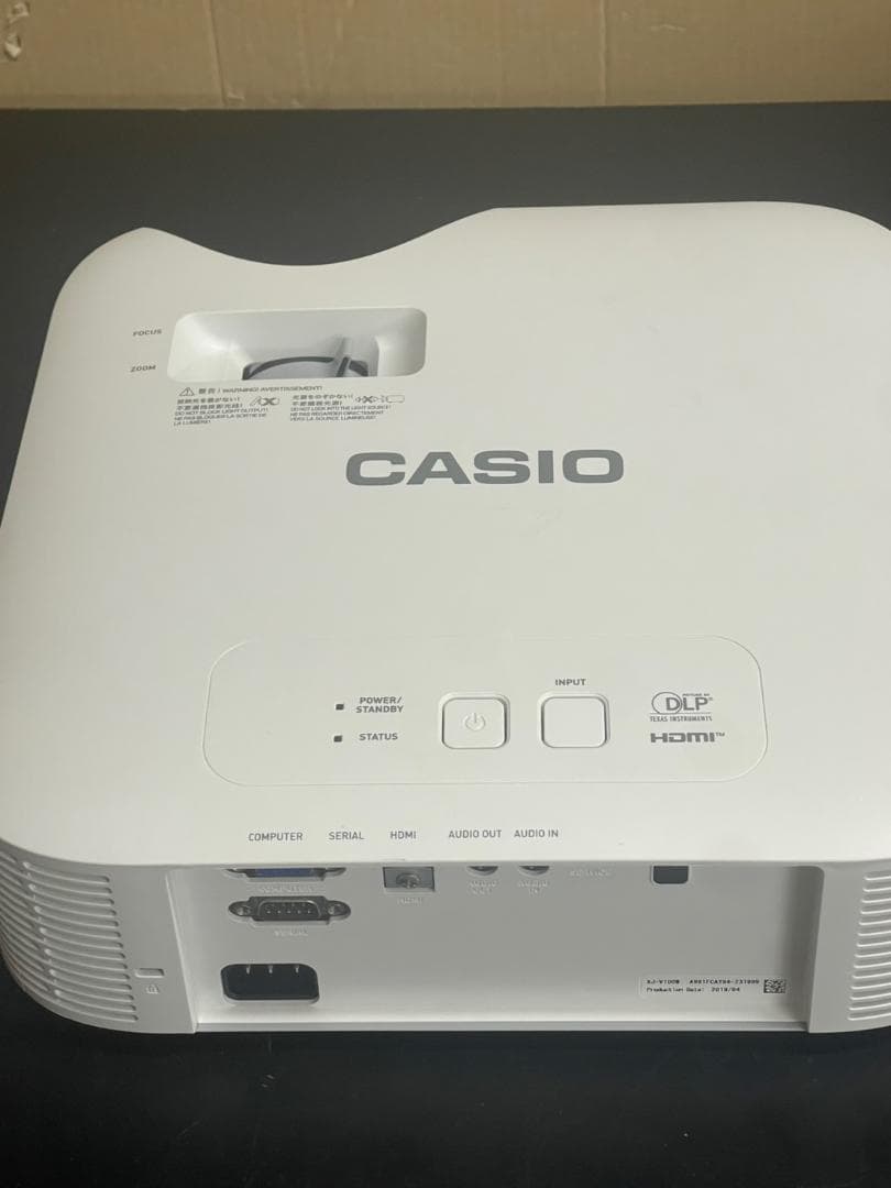 CASIO xj-v100w プロジェクター 本体 1081時間