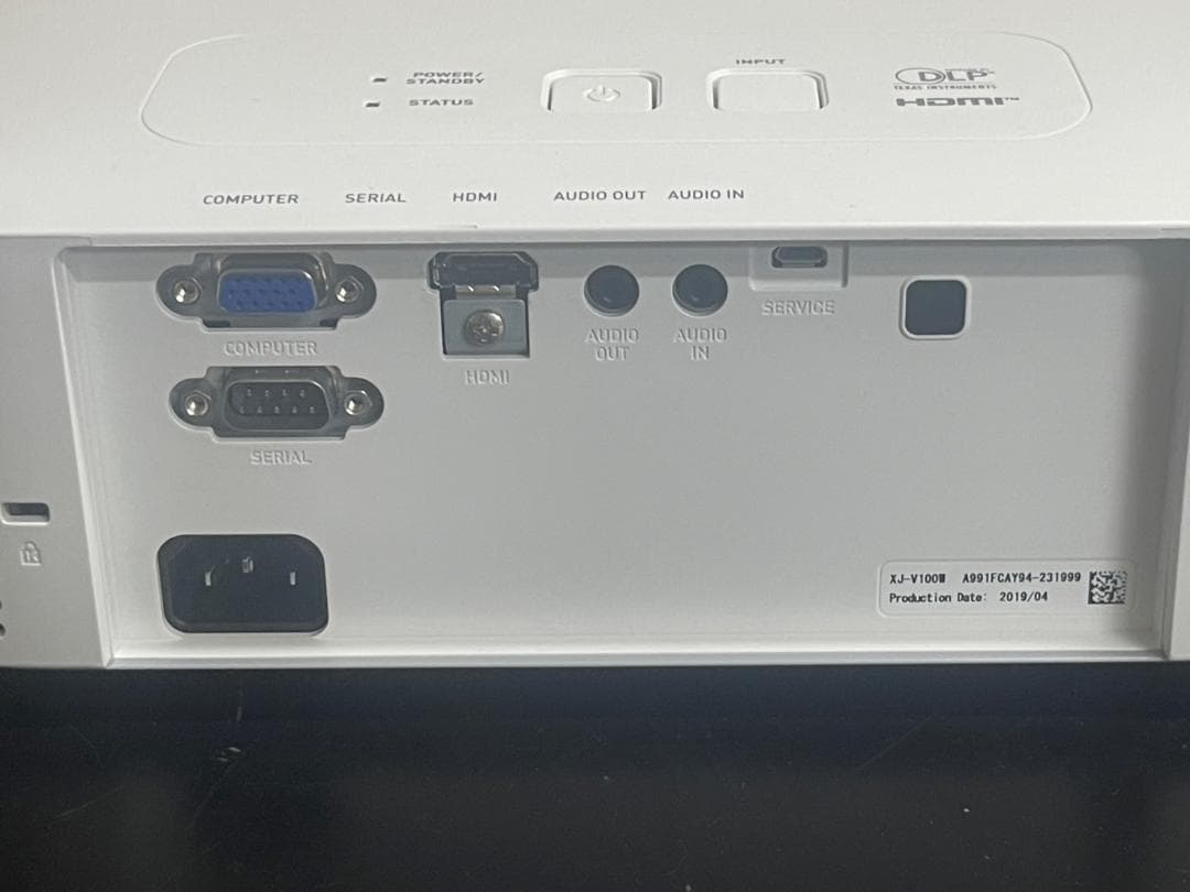 CASIO xj-v100w プロジェクター 本体 1081時間