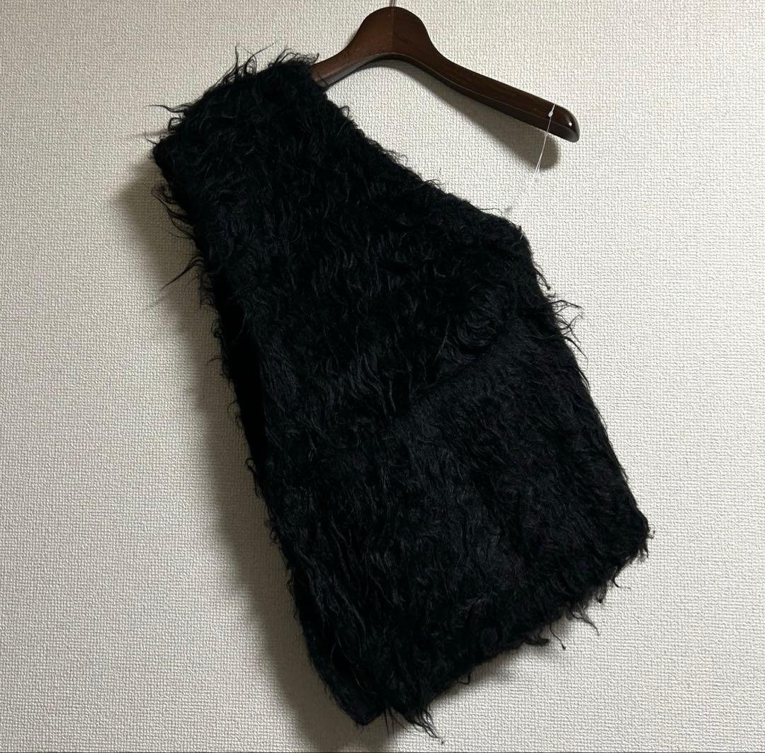 Mediam ミディアム　Shaggy One Shoulder Vest