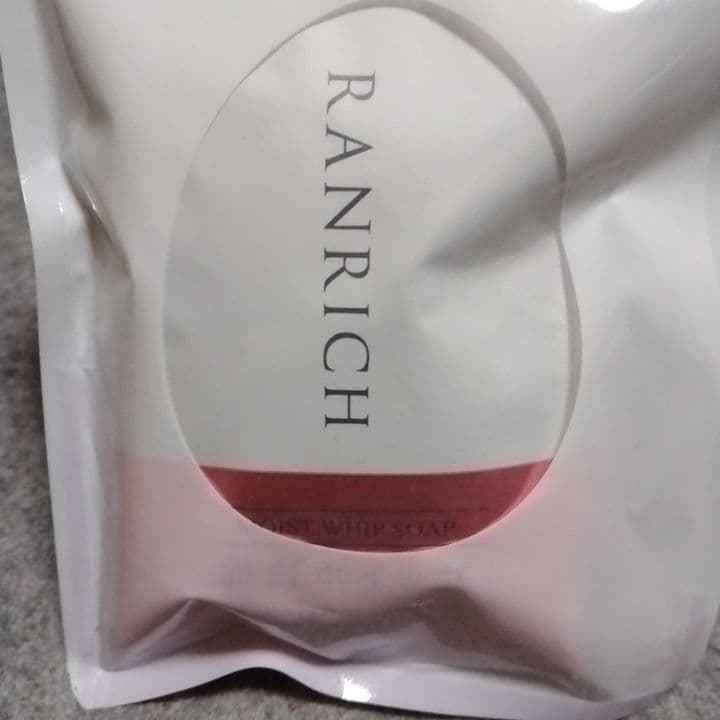 ランリッチホワイトジェル 4個　 卵白soap1個セット値引