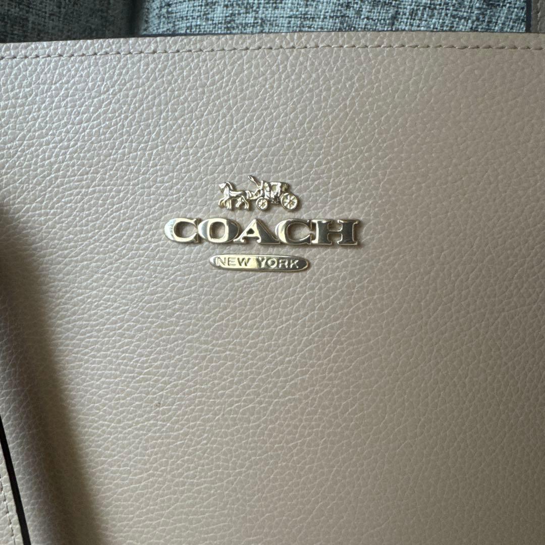 COACH ベージュ ビジネスバッグ