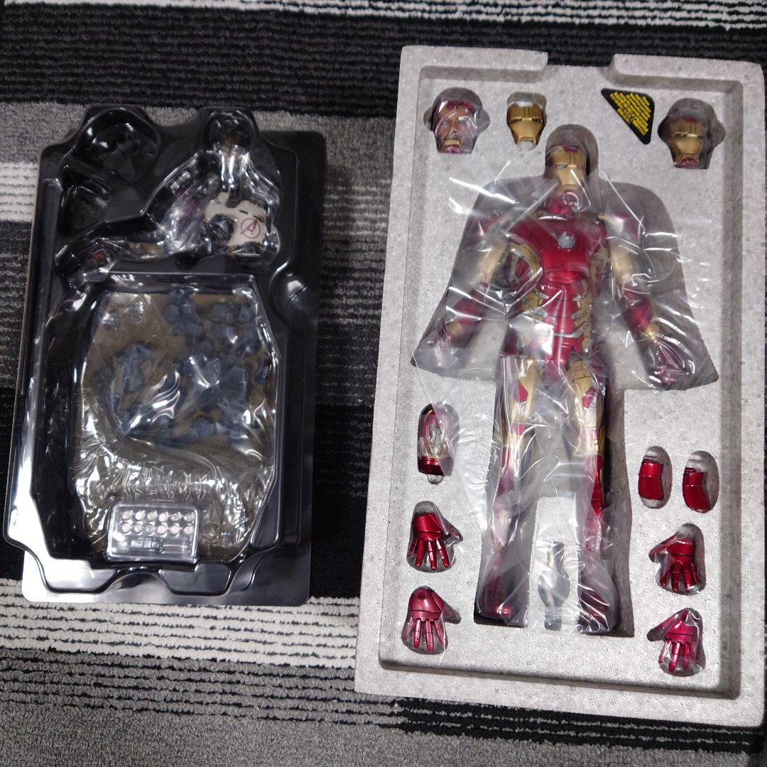 DIECASTアベンジャーズ/エイジ・オブ・ウルトロン アイアンマン・マーク43