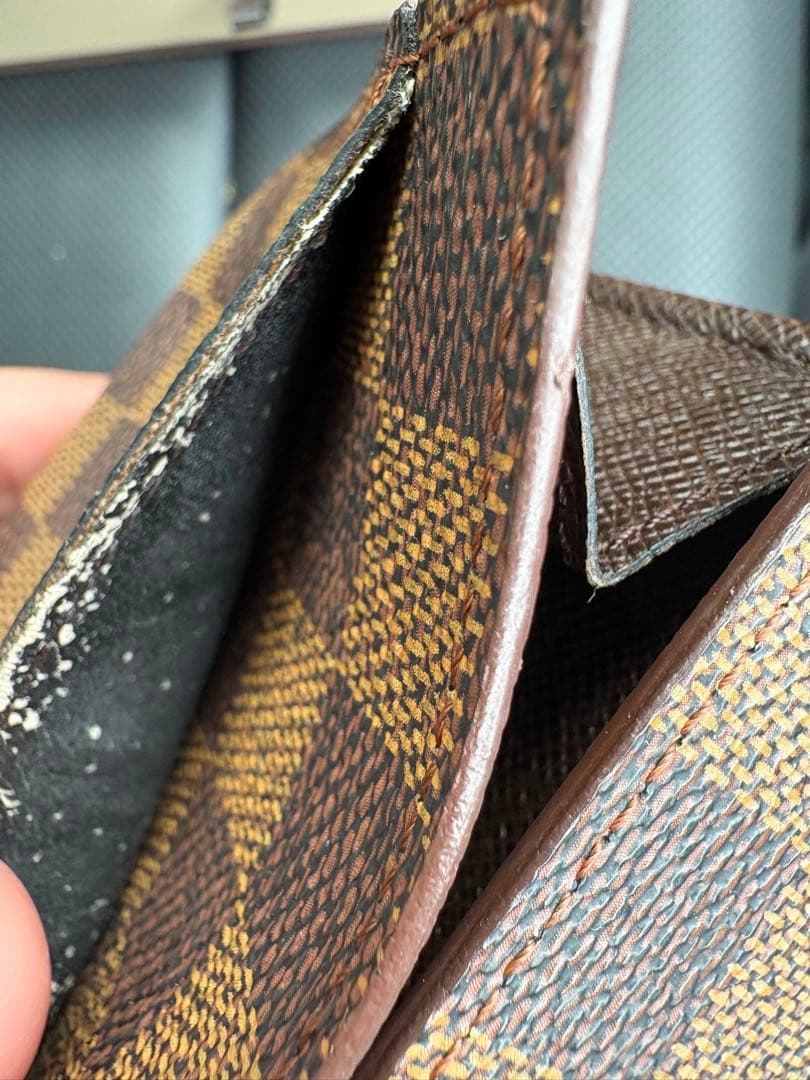 Louis Vuitton ダミエ柄 長財布