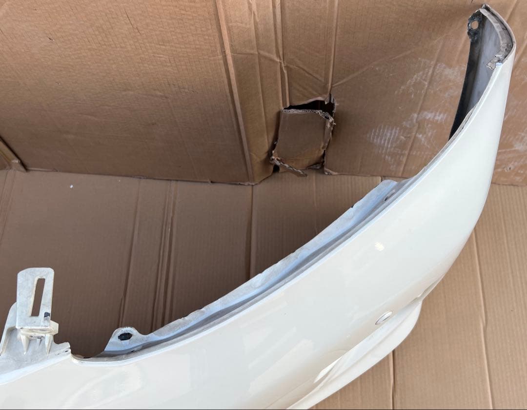 アルファード 20系　前期 フロントバンパー　フォグ2色LED ガーニッシュ付き