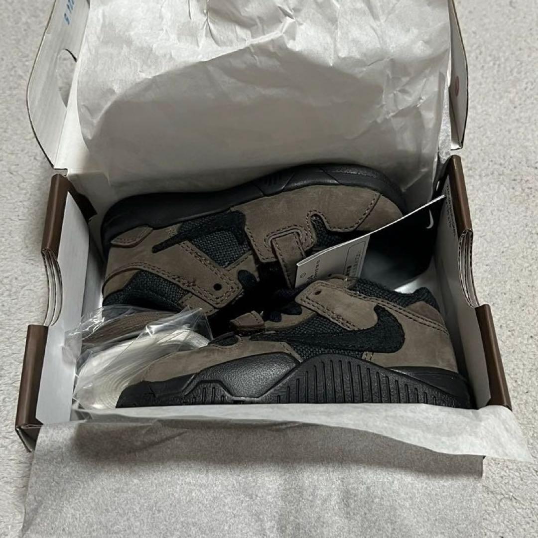 Travis Scott JumpmanJack TR 13cm ベビー