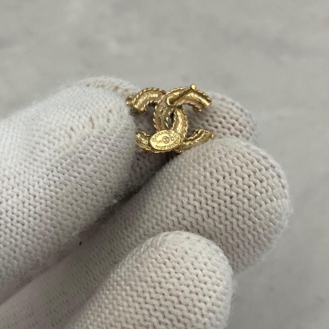！美品！　CHANEL シャネル　ピアス　ココマーク　ゴールド　60A