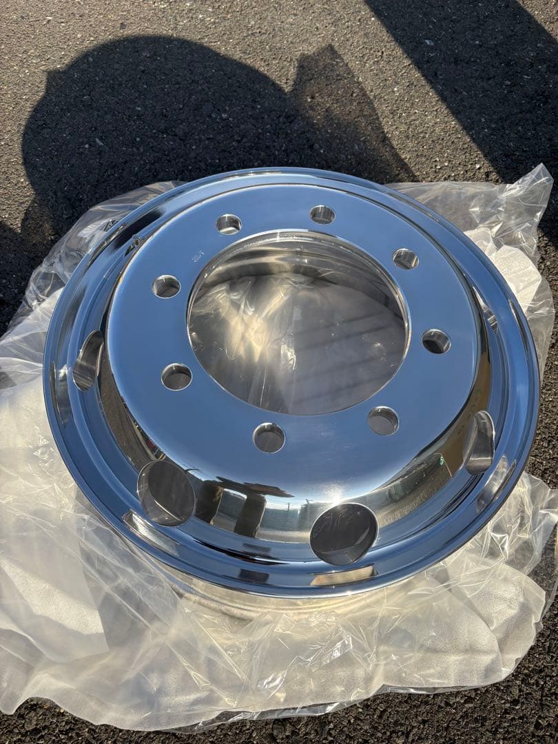 新品②本　大型低床トラック用　アルコア　ISO用　アルミホイール　8穴