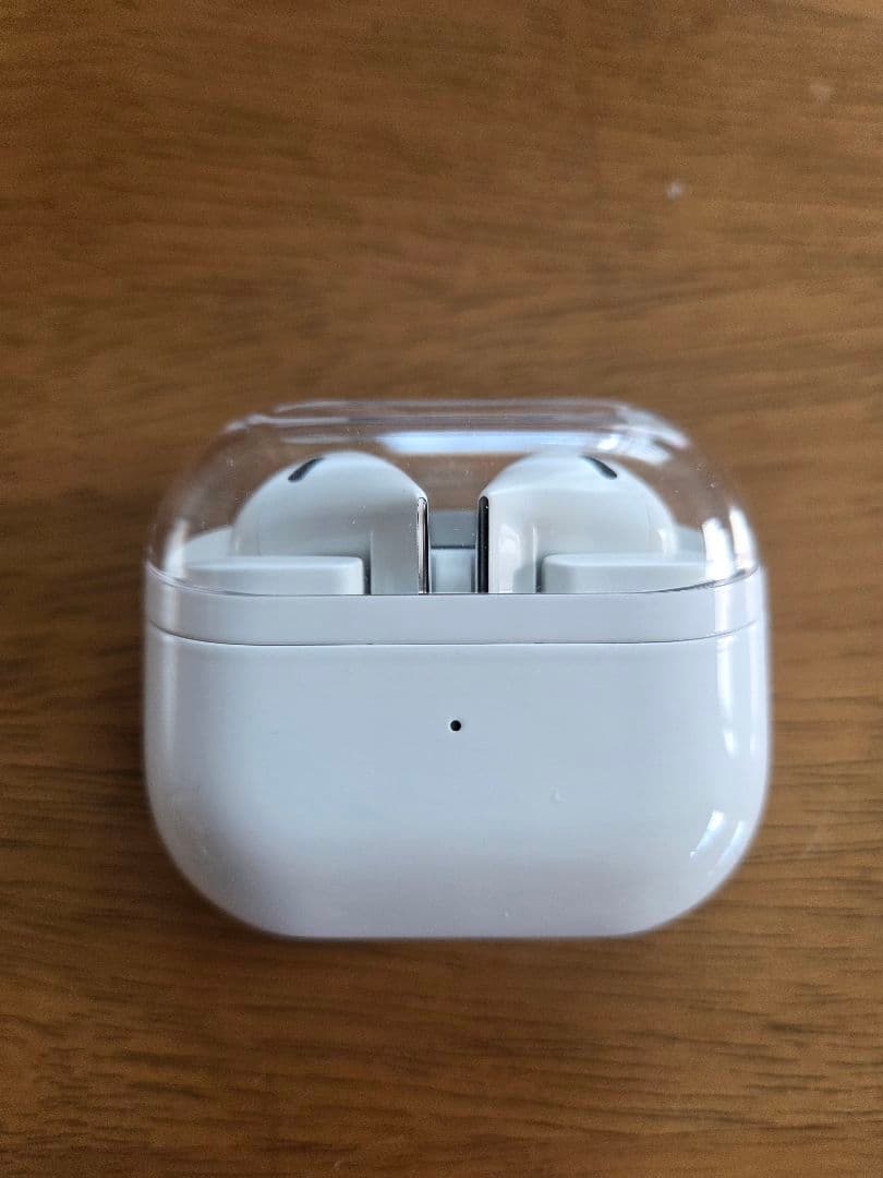 Samsung Galaxy Buds3 ワイヤレスイヤホン　オマケ付き