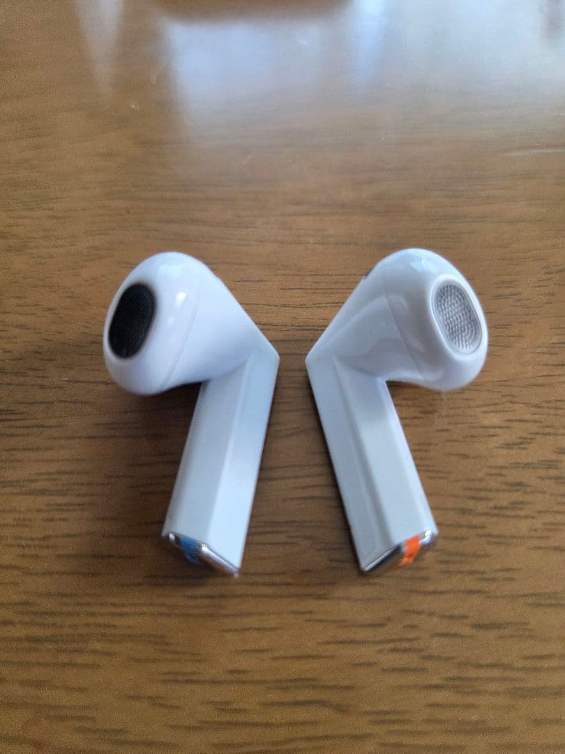 Samsung Galaxy Buds3 ワイヤレスイヤホン　オマケ付き