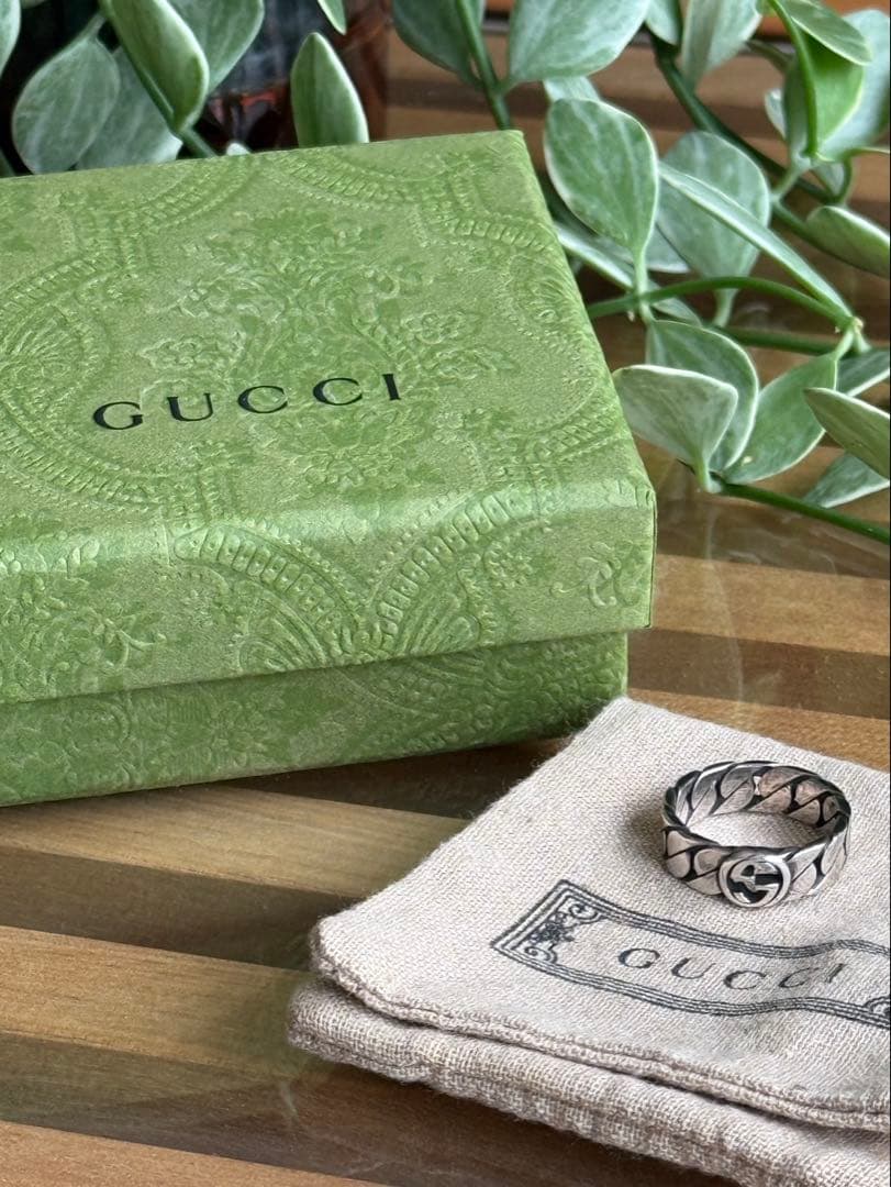 GUCCI シルバーリング　インターロッキングG 16号
