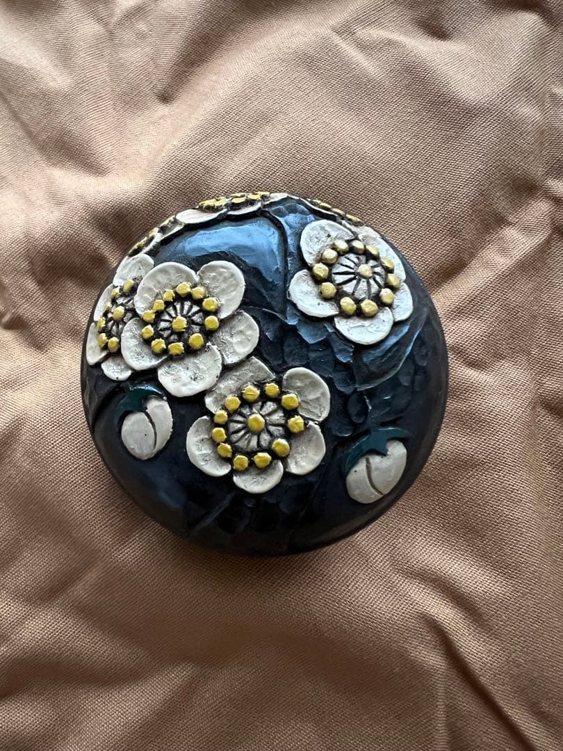 川添日記　香合　梅