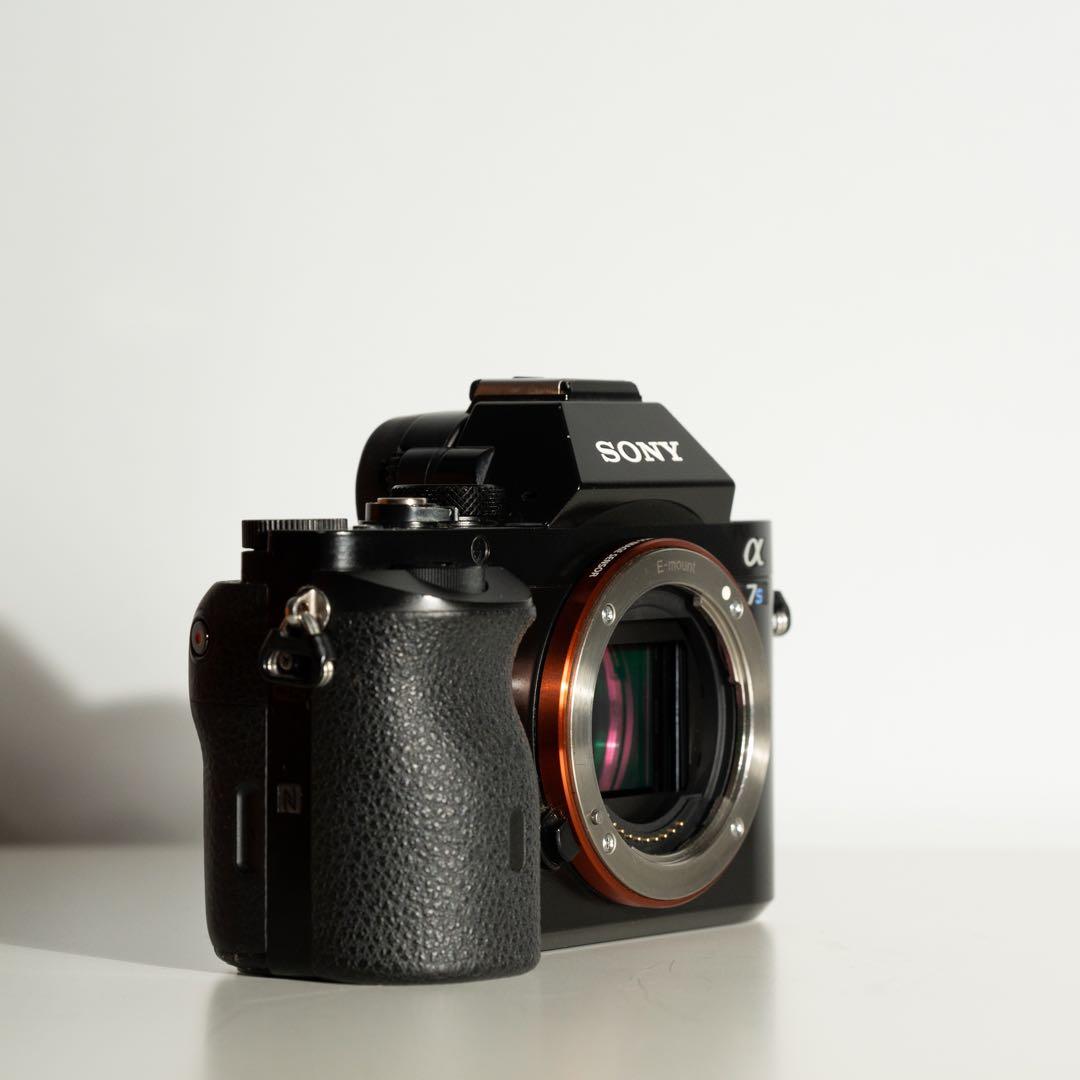 SONY 初代 α7S フルサイズ　ミラーレス一眼