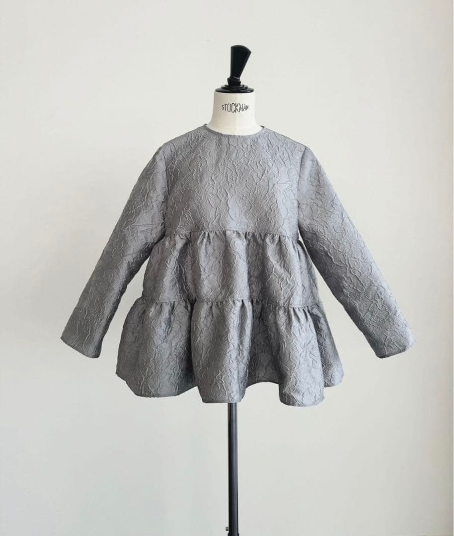 OHGA JACQUARD GATHER BLOUSE グレー
