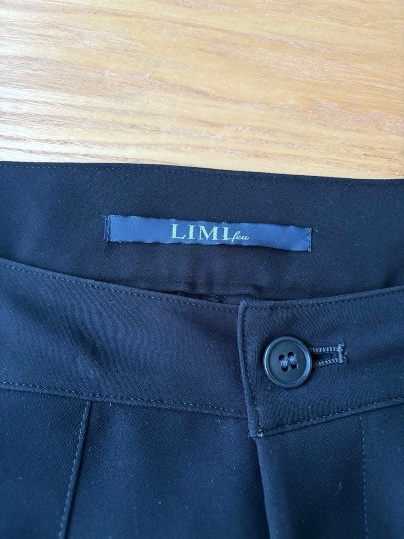 LIMI feu リミフゥ ワイドパンツ　ブラック　黒