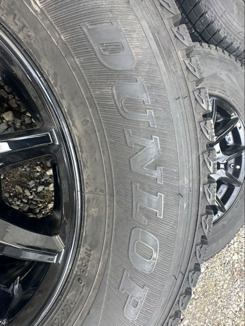 195/80r/15 ハイエーススタッドレス