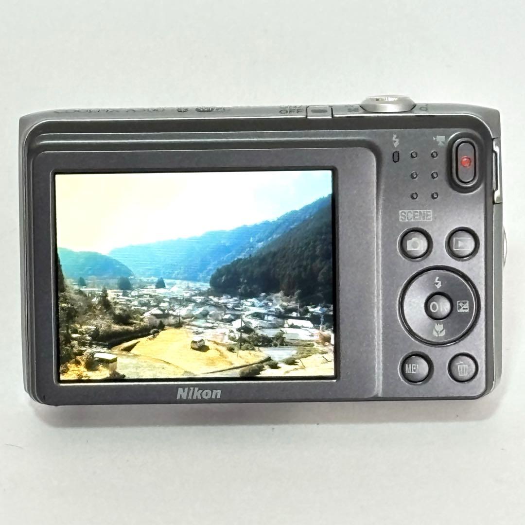 【美品】Nikon coolpix A300 ニコン　コンデジ　SDカード付