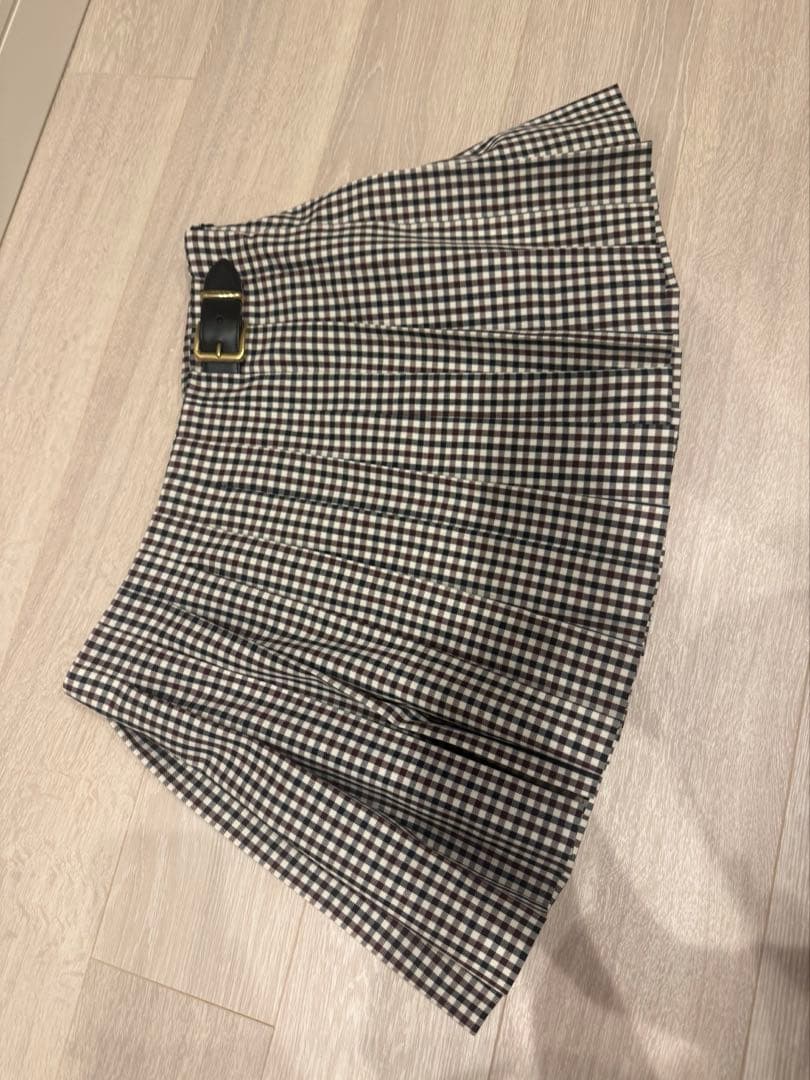 miu miu プリーツスカート