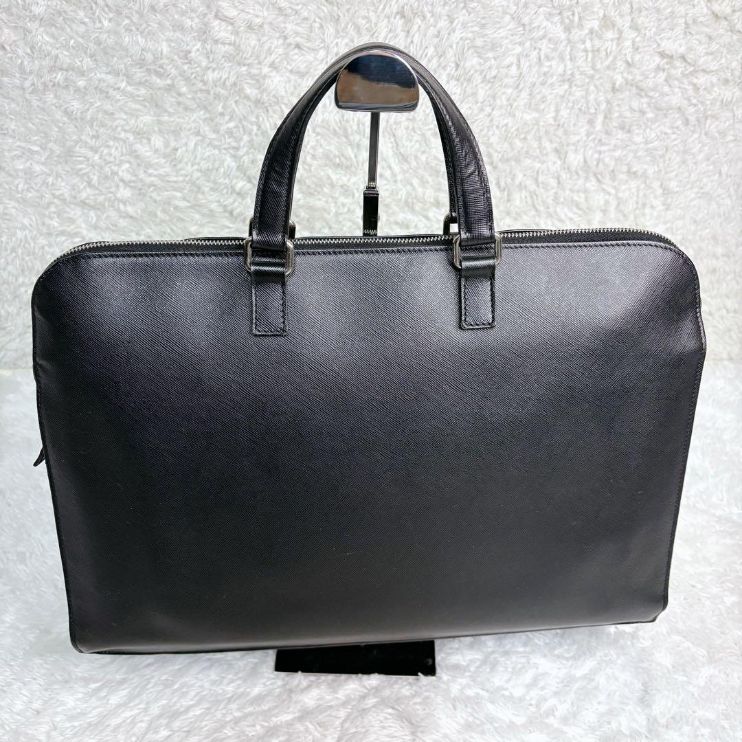 【極美品】PRADA ビジネスバッグ A4収納 ブリーフケース 正規品 三角ロゴ