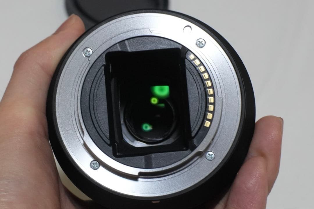 \"未使用” FE 28-70mm F3.5-5.6 OSS フィルター付き