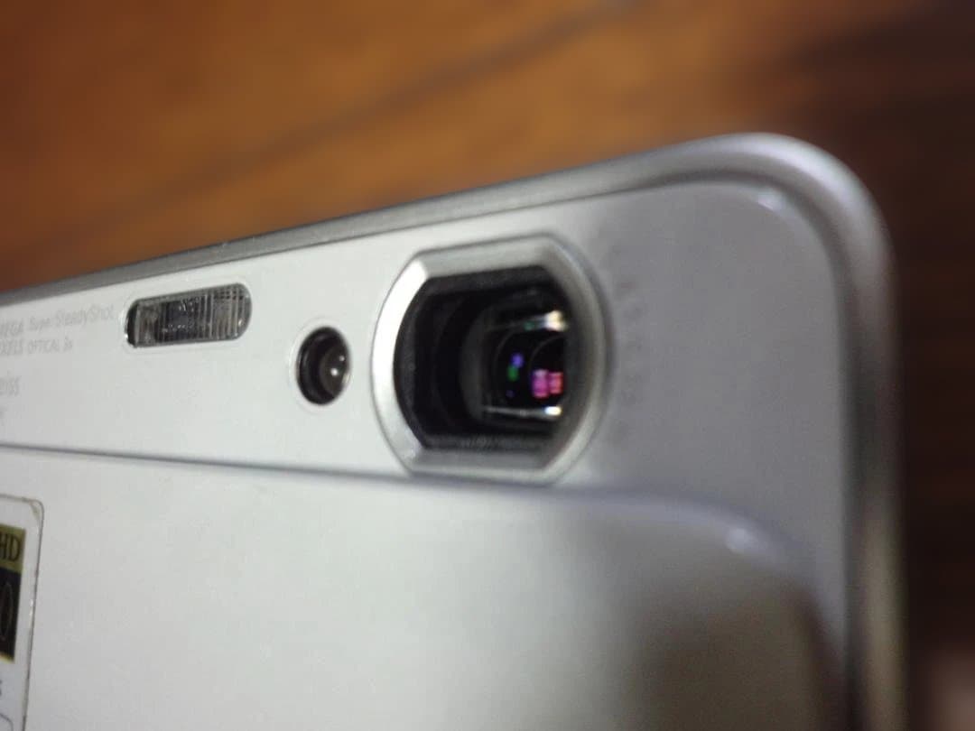 SONY ソニー Cyber-Shot DSC-T2 ホワイト　セット　中古