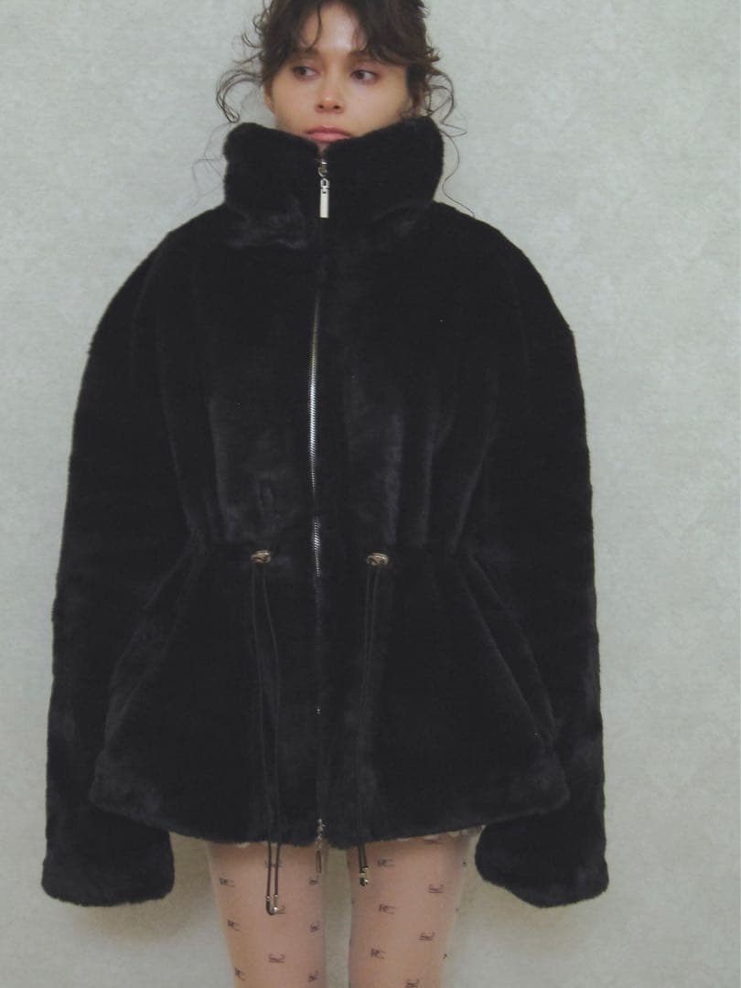 ペリキュール　ファーコート　plump fur zip coat